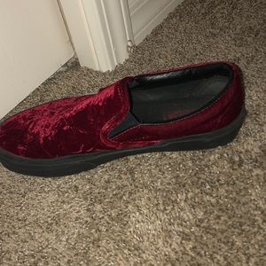 vans re velvet slip on